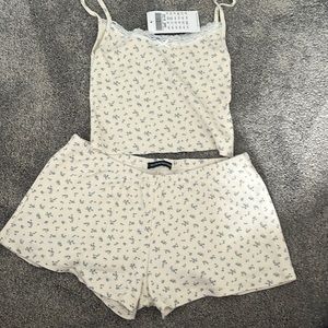 Blue Flower Brandy Melville PJ Set